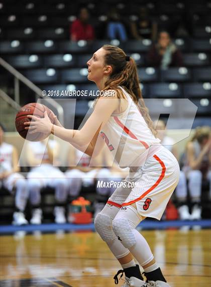 Thumbnail 2 in Jersey Village vs. Seven Lakes (UIL 6A Area Playoff) photogallery.