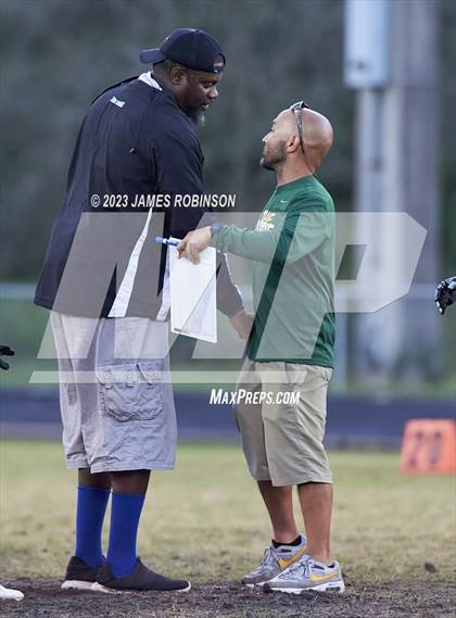 Thumbnail 1 in Stanton vs Ed White (Gateway Conference Championship) photogallery.