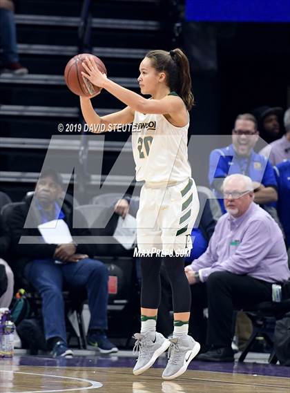 Thumbnail 3 in Sierra Canyon vs. Pinewood (CIF State Open Div. Final) photogallery.