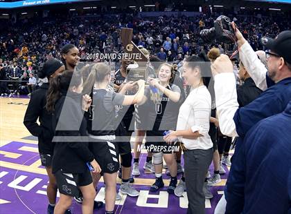 Thumbnail 3 in Sierra Canyon vs. Pinewood (CIF State Open Div. Final) photogallery.