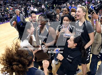 Thumbnail 1 in Sierra Canyon vs. Pinewood (CIF State Open Div. Final) photogallery.