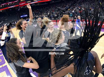 Thumbnail 2 in Sierra Canyon vs. Pinewood (CIF State Open Div. Final) photogallery.