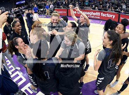 Thumbnail 3 in Sierra Canyon vs. Pinewood (CIF State Open Div. Final) photogallery.