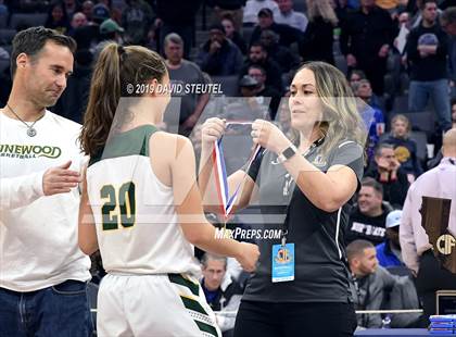 Thumbnail 3 in Sierra Canyon vs. Pinewood (CIF State Open Div. Final) photogallery.