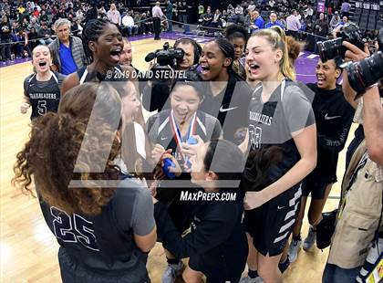 Thumbnail 2 in Sierra Canyon vs. Pinewood (CIF State Open Div. Final) photogallery.
