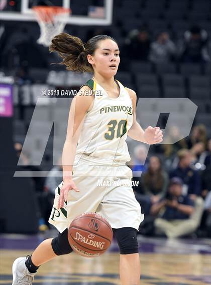 Thumbnail 3 in Sierra Canyon vs. Pinewood (CIF State Open Div. Final) photogallery.