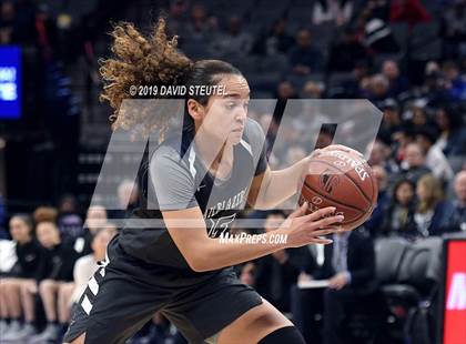 Thumbnail 3 in Sierra Canyon vs. Pinewood (CIF State Open Div. Final) photogallery.