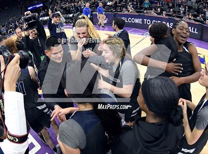 Thumbnail 2 in Sierra Canyon vs. Pinewood (CIF State Open Div. Final) photogallery.