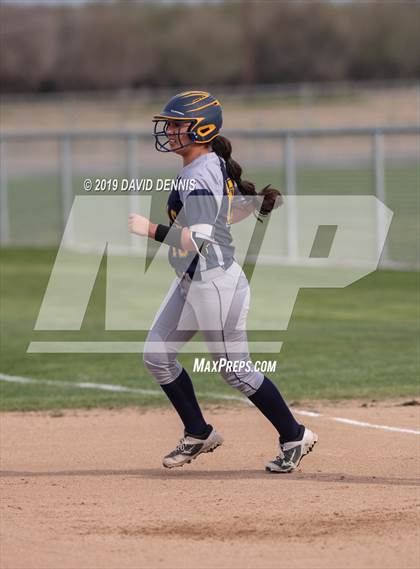 Thumbnail 1 in Arvin @ Shafter photogallery.