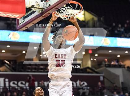 Thumbnail 3 in Memphis East vs Parkview  (Bass Pro Shop Tournament of Champions) photogallery.