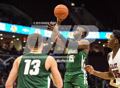 Thumbnail 1 in Memphis East vs Parkview  (Bass Pro Shop Tournament of Champions) photogallery.