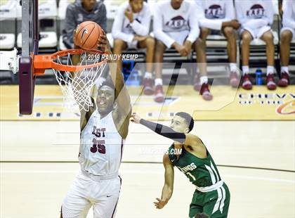 Thumbnail 3 in Memphis East vs Parkview  (Bass Pro Shop Tournament of Champions) photogallery.