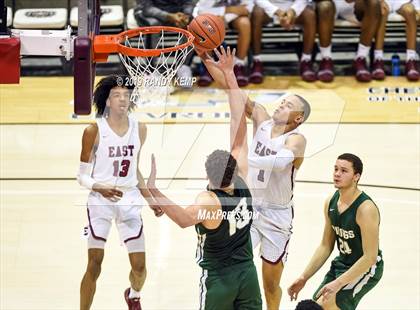 Thumbnail 2 in Memphis East vs Parkview  (Bass Pro Shop Tournament of Champions) photogallery.