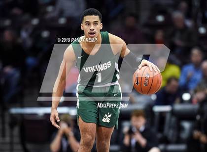 Thumbnail 3 in Memphis East vs Parkview  (Bass Pro Shop Tournament of Champions) photogallery.