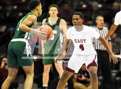 Thumbnail 1 in Memphis East vs Parkview  (Bass Pro Shop Tournament of Champions) photogallery.