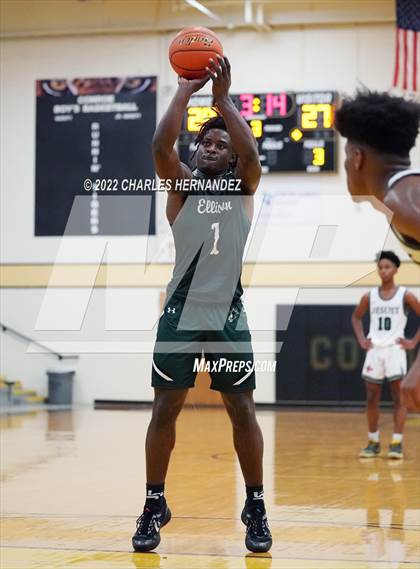 Thumbnail 1 in Strake Jesuit vs. Ellison (Conroe Christmas Classic) photogallery.