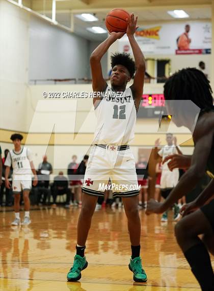 Thumbnail 1 in Strake Jesuit vs. Ellison (Conroe Christmas Classic) photogallery.