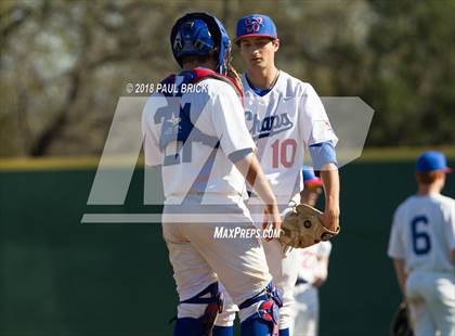 Thumbnail 2 in Westlake vs. Vandegrift photogallery.