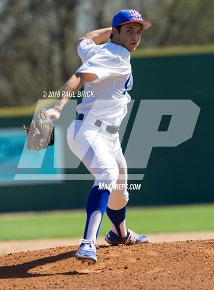 Thumbnail 1 in Westlake vs. Vandegrift photogallery.