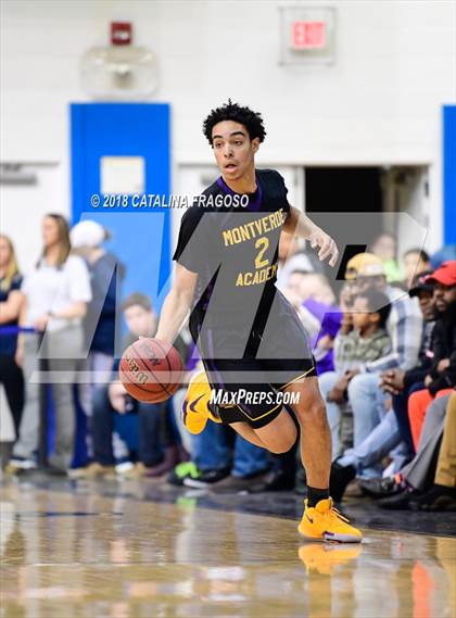 Thumbnail 3 in Montverde Academy vs. Roselle Catholic (Metro Classic) photogallery.