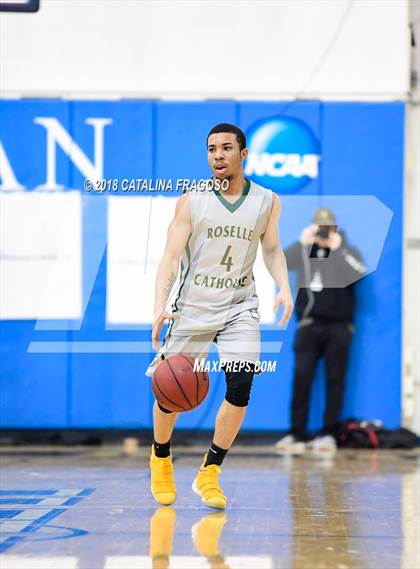 Thumbnail 3 in Montverde Academy vs. Roselle Catholic (Metro Classic) photogallery.
