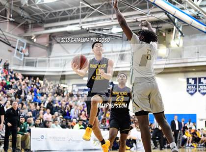 Thumbnail 1 in Montverde Academy vs. Roselle Catholic (Metro Classic) photogallery.