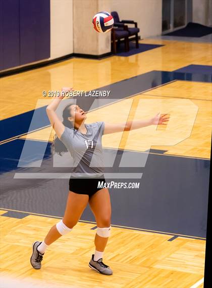 Thumbnail 3 in Madison vs. Steele photogallery.
