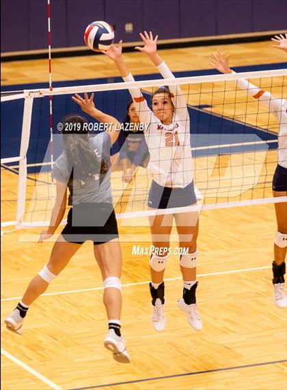 Thumbnail 2 in Madison vs. Steele photogallery.