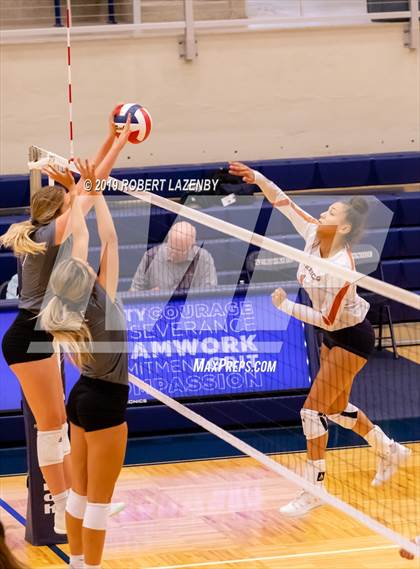 Thumbnail 1 in Madison vs. Steele photogallery.