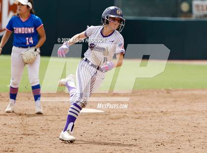 Thumbnail 2 in Shiner vs. Sundown (UIL Softball 2A D2 Final) photogallery.