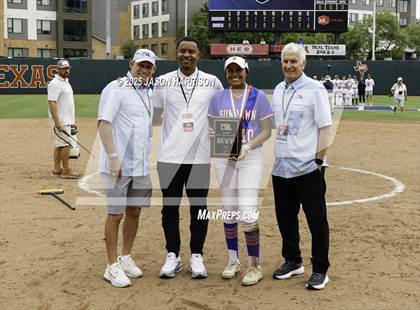 Thumbnail 1 in Shiner vs. Sundown (UIL Softball 2A D2 Final) photogallery.