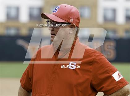 Thumbnail 1 in Shiner vs. Sundown (UIL Softball 2A D2 Final) photogallery.
