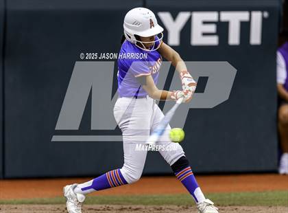 Thumbnail 1 in Shiner vs. Sundown (UIL Softball 2A D2 Final) photogallery.