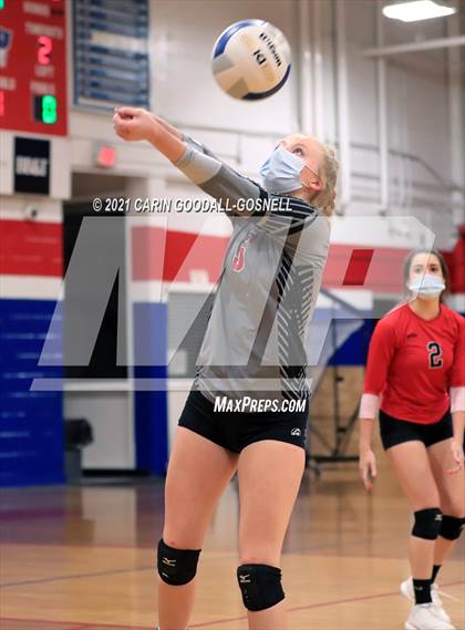 Thumbnail 3 in Jacksonville @ West Carteret (NCHSAA Coastal 3A Conference Championship) photogallery.
