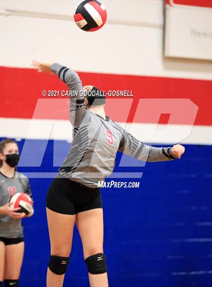 Thumbnail 3 in Jacksonville @ West Carteret (NCHSAA Coastal 3A Conference Championship) photogallery.