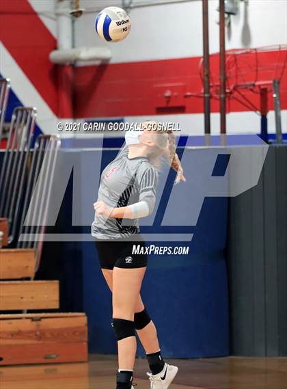 Thumbnail 1 in Jacksonville @ West Carteret (NCHSAA Coastal 3A Conference Championship) photogallery.