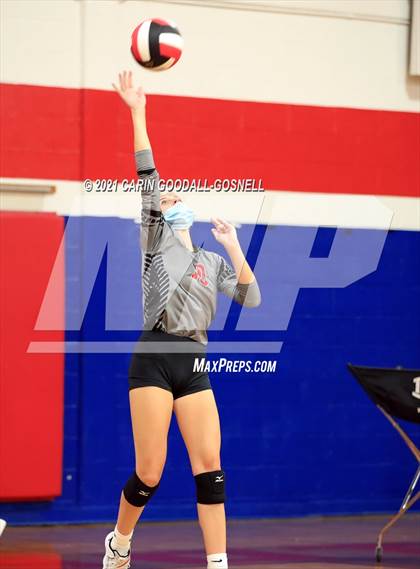 Thumbnail 2 in Jacksonville @ West Carteret (NCHSAA Coastal 3A Conference Championship) photogallery.