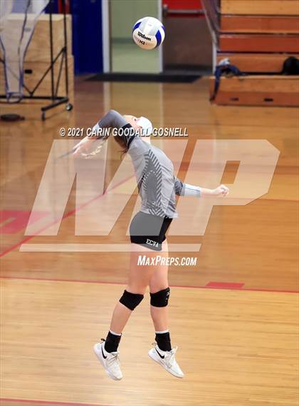 Thumbnail 3 in Jacksonville @ West Carteret (NCHSAA Coastal 3A Conference Championship) photogallery.