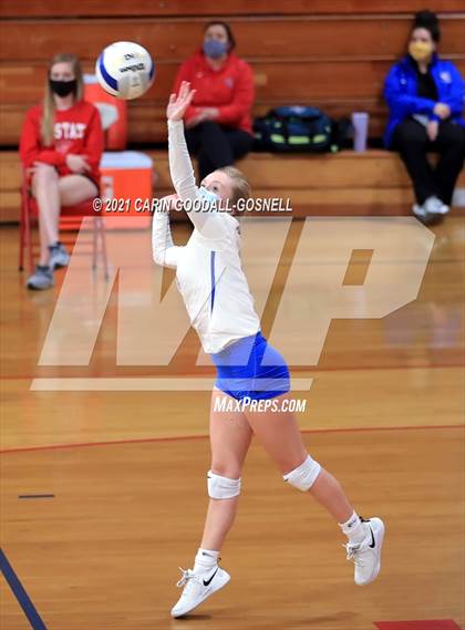 Thumbnail 2 in Jacksonville @ West Carteret (NCHSAA Coastal 3A Conference Championship) photogallery.