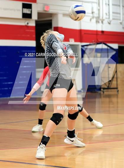 Thumbnail 3 in Jacksonville @ West Carteret (NCHSAA Coastal 3A Conference Championship) photogallery.
