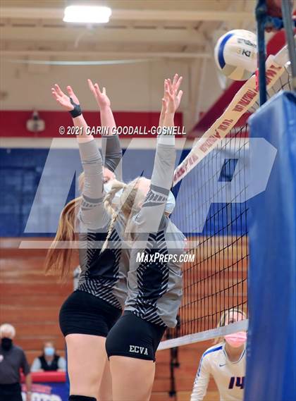 Thumbnail 1 in Jacksonville @ West Carteret (NCHSAA Coastal 3A Conference Championship) photogallery.