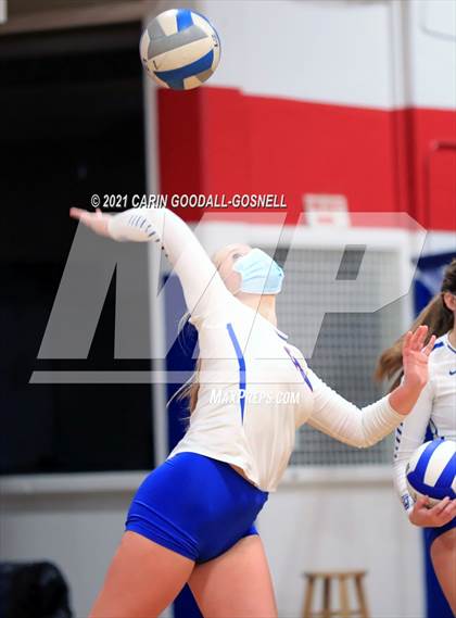 Thumbnail 1 in Jacksonville @ West Carteret (NCHSAA Coastal 3A Conference Championship) photogallery.