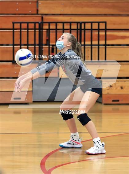 Thumbnail 3 in Jacksonville @ West Carteret (NCHSAA Coastal 3A Conference Championship) photogallery.