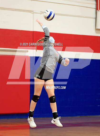 Thumbnail 2 in Jacksonville @ West Carteret (NCHSAA Coastal 3A Conference Championship) photogallery.