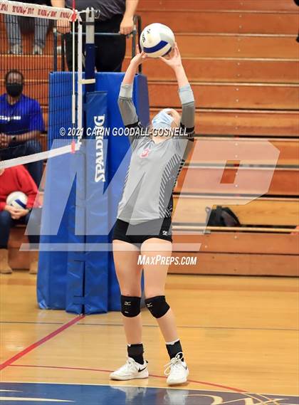 Thumbnail 2 in Jacksonville @ West Carteret (NCHSAA Coastal 3A Conference Championship) photogallery.