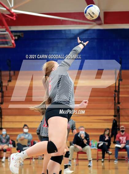 Thumbnail 3 in Jacksonville @ West Carteret (NCHSAA Coastal 3A Conference Championship) photogallery.