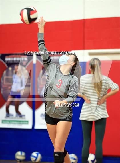 Thumbnail 3 in Jacksonville @ West Carteret (NCHSAA Coastal 3A Conference Championship) photogallery.