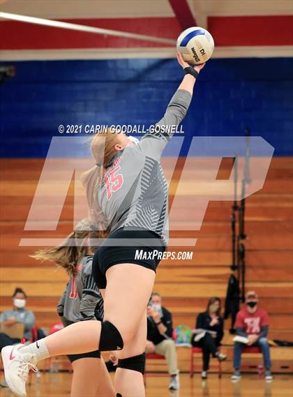 Thumbnail 1 in Jacksonville @ West Carteret (NCHSAA Coastal 3A Conference Championship) photogallery.