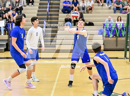 Thumbnail 3 in Grossmont @ Coronado photogallery.
