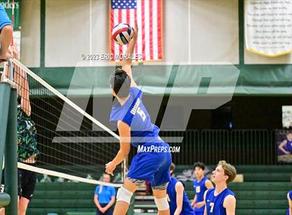 Thumbnail 3 in Grossmont @ Coronado photogallery.